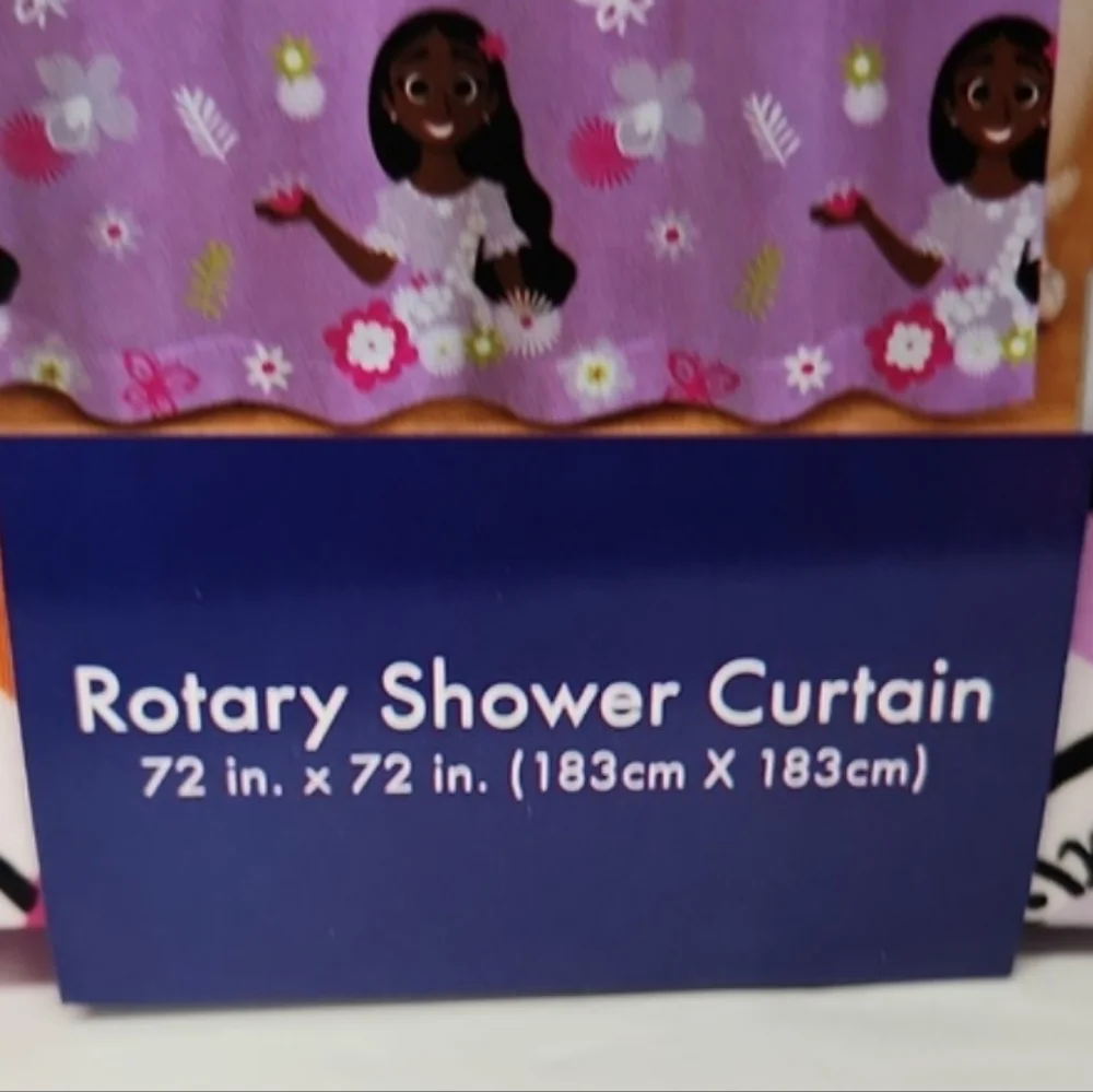 Disney Encanto Shower Curtain & Loofahs